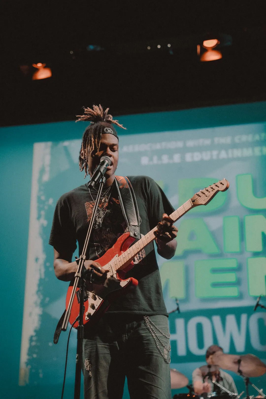 Performance photo from a RISE Edutainment showcase
